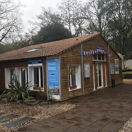 Mobilhome Familial 6 A 7 P 3 42 M2 Brevin Les Pierres Couchees Κάμπινγκ Saint-Brevin-les-Pins