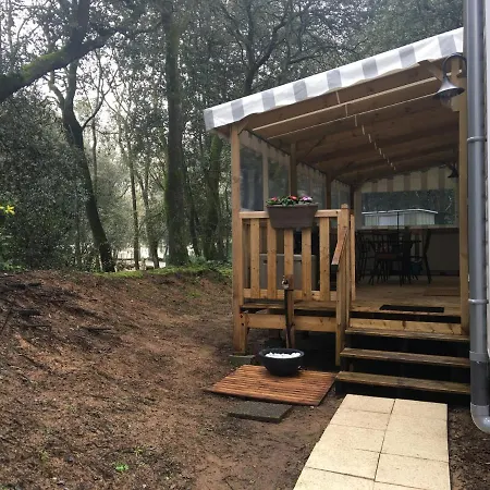 Mobilhome Familial 6 A 7 P 3 42 M2 Brevin Les Pierres Couchees Saint-Brevin-les-Pins