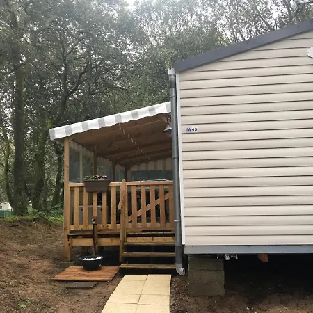 Mobilhome Familial 6 A 7 P 3 42 M2 Brevin Les Pierres Couchees * Saint-Brévin-les-Pins