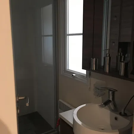 Campingplatz Mobilhome Familial 6 A 7 P 3 42 M2 Brevin Les Pierres Couchees