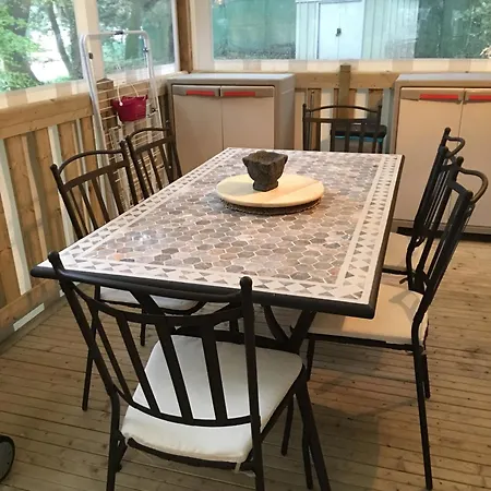 Mobilhome Familial 6 A 7 P 3 42 M2 Brevin Les Pierres Couchees Saint-Brévin-les-Pins