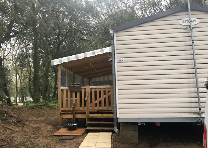 Mobilhome Familial 6 A 7 P 3 42 M2 Brevin Les Pierres Couchees * Saint-Brévin-les-Pins