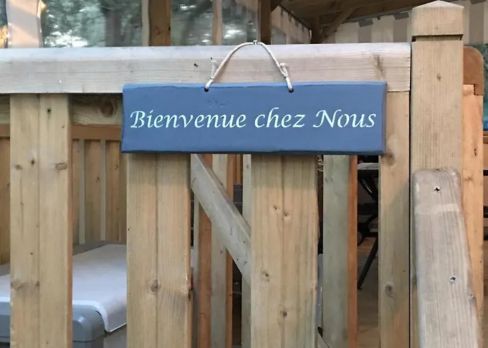 Mobilhome Familial 6 A 7 P 3 42 M2 Brevin Les Pierres Couchees Kemp