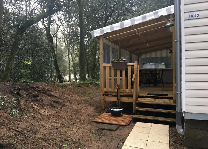 Mobilhome Familial 6 A 7 P 3 42 M2 Brevin Les Pierres Couchees Saint-Brévin-les-Pins