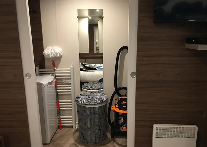 Kemp Mobilhome Familial 6 A 7 P 3 42 M2 Brevin Les Pierres Couchees *