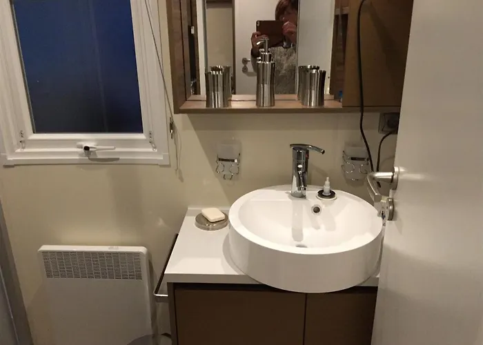 Kemp Mobilhome Familial 6 A 7 P 3 42 M2 Brevin Les Pierres Couchees Saint-Brévin-les-Pins